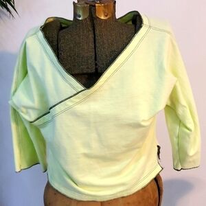 Gaiam Organix  Athletic Crop Yoga Sweater Medium